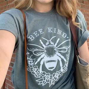 Bee Kind t-shirt